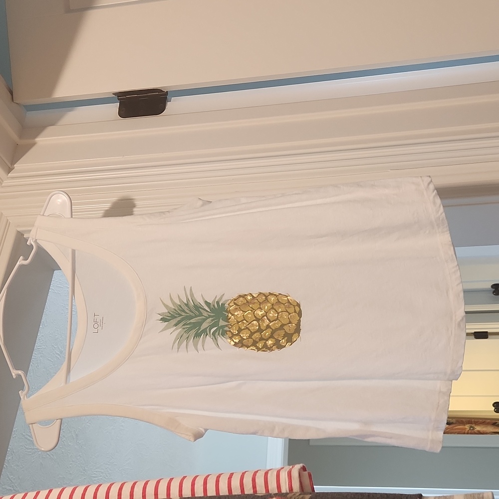 Loft tank top